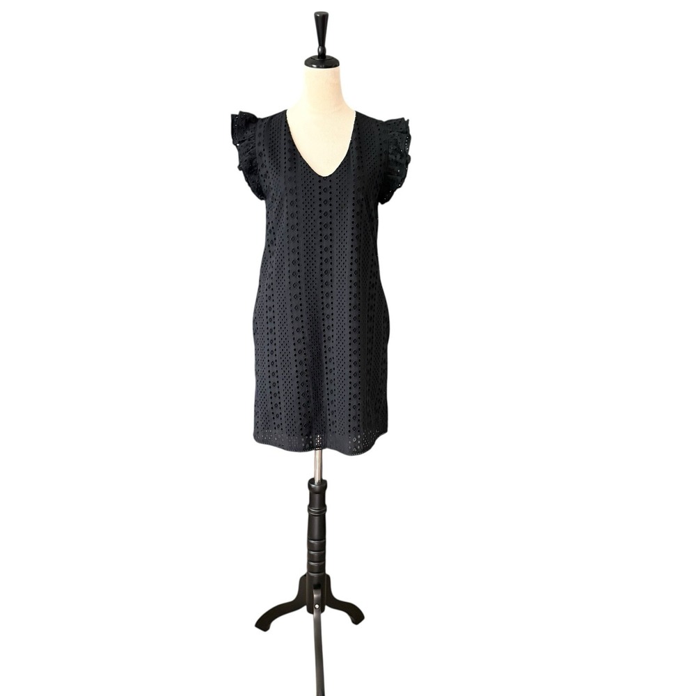 NWT Evereve Tinsley Black‎ Eyelet Ruffle Sleeve Mini Dress LBD Size XS (US 2)